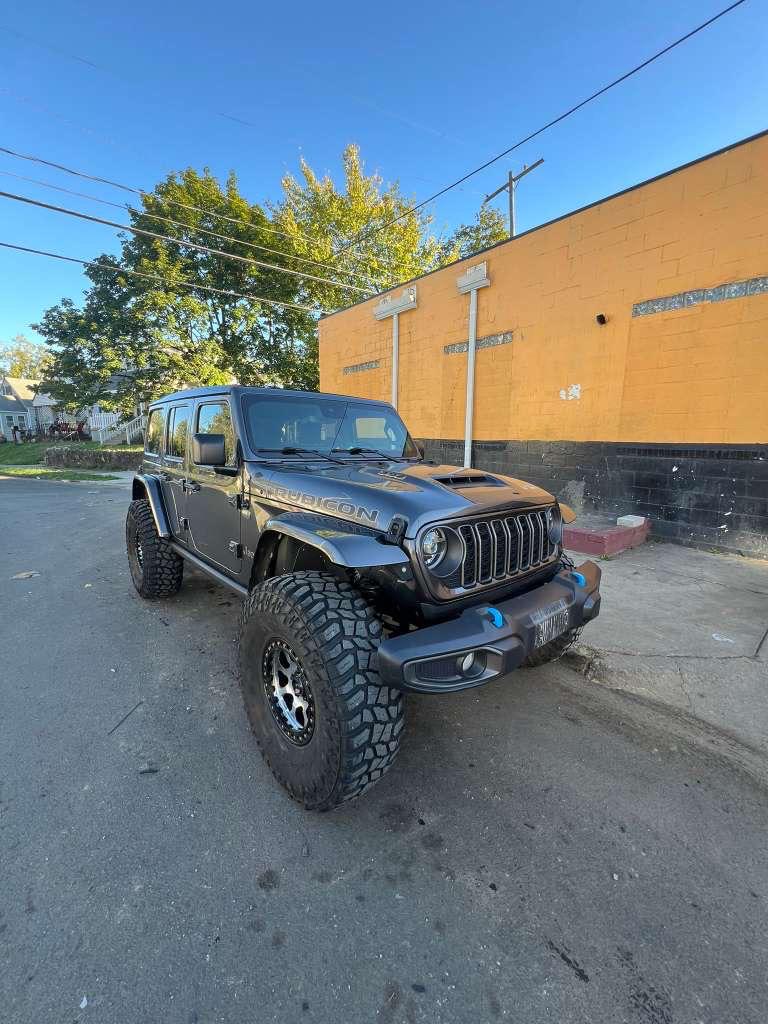 Lifted Jeep Wrangler Rubicon by Falcon Garage in Columbus Ohio
